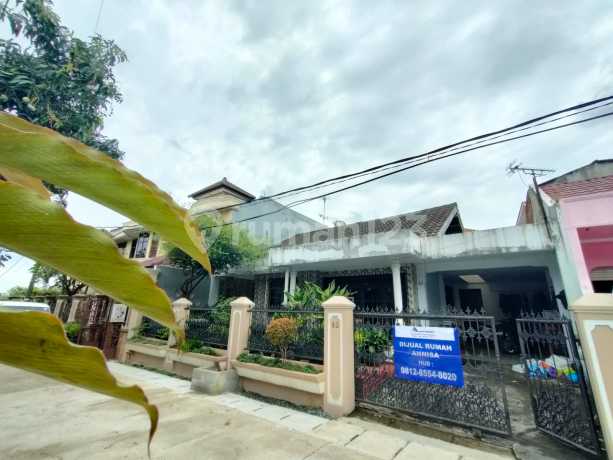 Jual Rumah Secondary Dekat Tol Siap Huni di Delta Pekayon Jaya