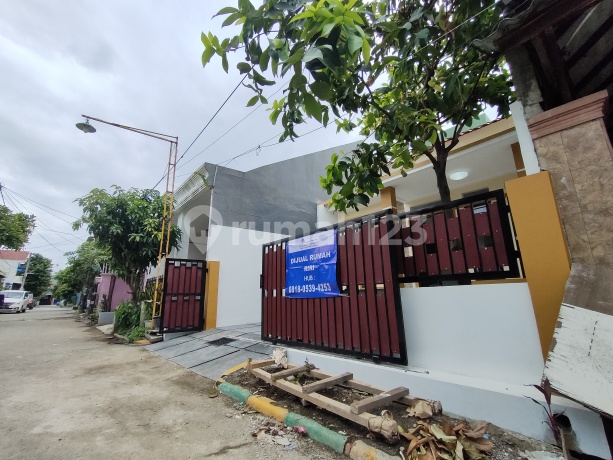 Rumah LT 72 Minimalis di Perumahan Bekasi Timur Regen, Mustikajay