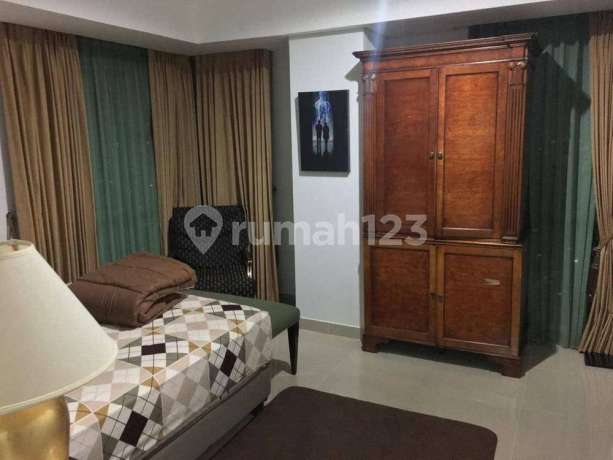 Apartemen di Royal Olive Residence 3br Lantai 33