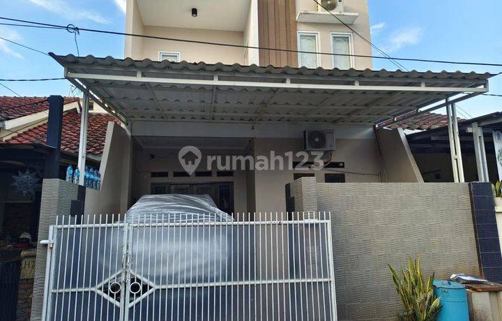Rumah Siap Huni 2 Lantai di Vila Dago Pamulang