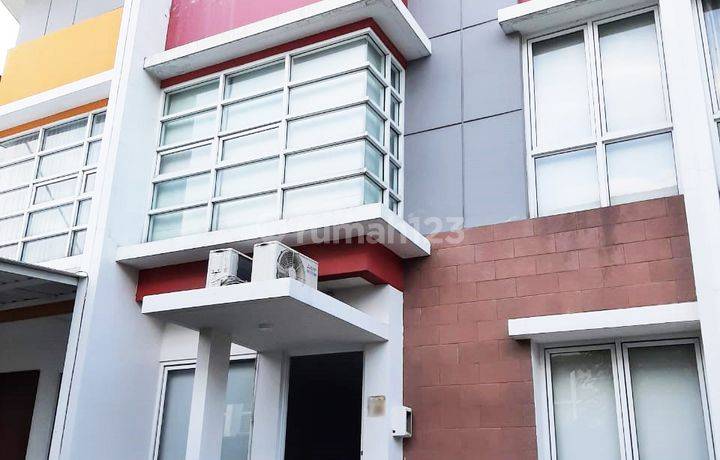 Rumah Di Riviera Village, Gading Serpong Semi Furnished Siap Huni