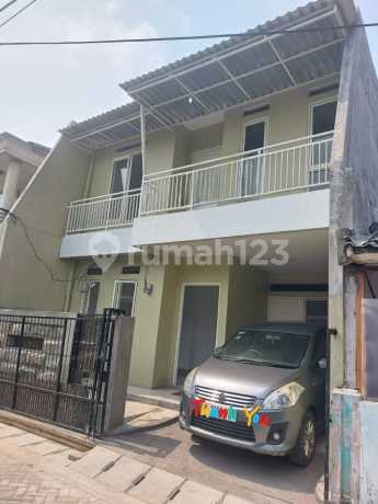 RUMAH CANTIK DI CIMONE PERMAI TANGERANG 2 LANTAI BAGUS SIAP HUNI RUMAH CANTIK DI CIMONE PERMAI TANGERANG 2 LANTAI BAGUS SIAP HUNI