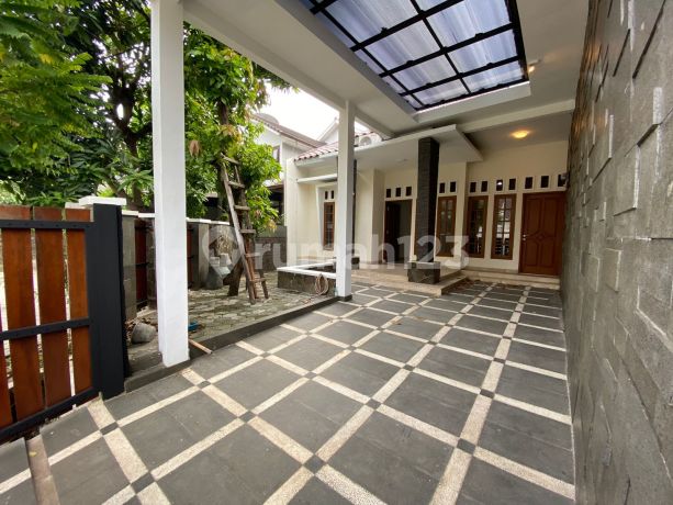 Fully Furnished, Ready-to-Occupy House in Cipadu Jaya, Larangan Indah, Tangerang