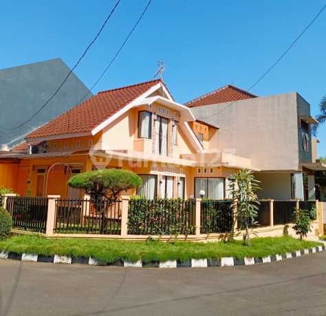 Rumah cantik SHM dihook Taman Yasmin Bogor