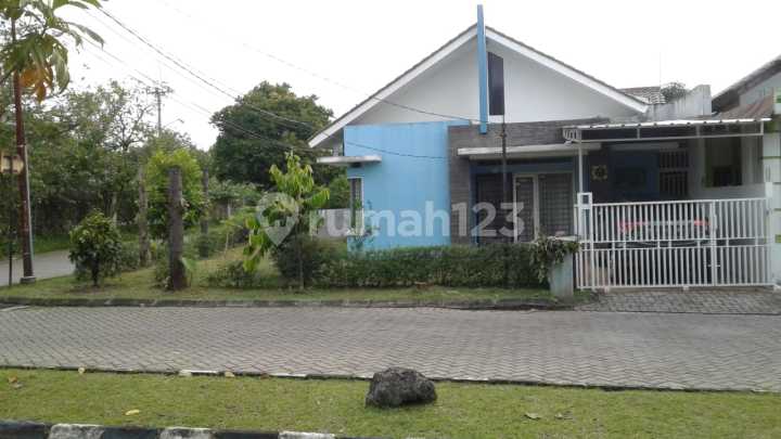 Rumah dekat kampus IPB Pakuan regency Bogor Barat Rumah dekat kampus IPB Pakuan regency Bogor Barat