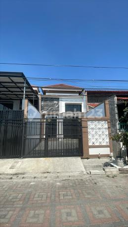 Beautiful House in Rungkut Housing Estate, Surabaya