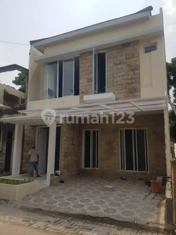 Di Jual Rumah 2 Lantai Dalam Cluster Cawang De Arafa, Jakarta Timur Di Jual Rumah 2 Lantai Dalam Cluster Cawang De Arafa, Jakarta Timur
