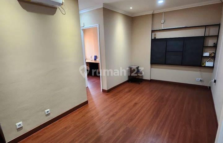 Apartemen City Resort Middle Floor