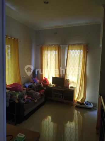 Rumah Bagus Siap Huni Hook di Perumahan Taman Bukit Hijau DP