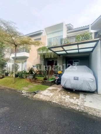 Rumah Ada Taman Belakang Kamar 4+1 SHM di Puri Bintaro Sektor 9