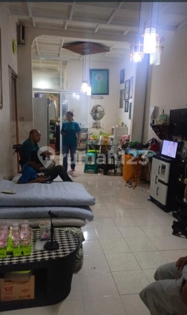 Rumah Semi Furnish Jual Cepat Kamar 4 di Puri Kristal Ciputat Rumah Semi Furnish Jual Cepat Kamar 4 di Puri Kristal Ciputat