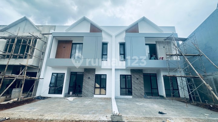 5 Million Owns a House 10 Minutes Toll LRT Jatibening Not Flooded Red Brick