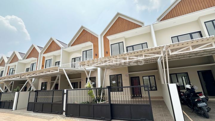 LT.98 SIAP HUNI 50 METER JALAN UTAMA TIDAK BANJIR SELANGKAH TOLL LT.98 SIAP HUNI 50 METER JALAN UTAMA TIDAK BANJIR SELANGKAH TOLL