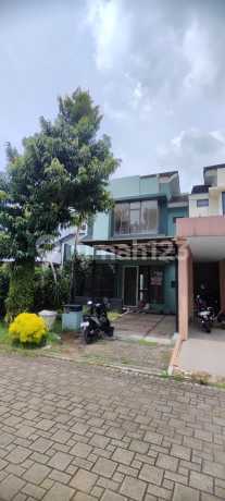 Rumah di Kawasan Cluster Albera Foresta Bsd City dengan Kondisi Rumah yang Super Cantik dan Siap Huni Cepat, Rumah Menghadap Arah Selatan, Lingkungan yang Nyaman dan Aman dan Lokasi Strategis. Rumah di Kawasan Cluster Albera Foresta Bsd City dengan Kondisi Rumah yang Super Cantik dan Siap Huni Cepat, Rumah Menghadap Arah Selatan, Lingkungan yang Nyaman dan Aman dan Lokasi Strategis.
