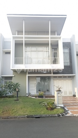 Murah Turun Harga Rumah Di Cluster Grisea The Spring Gading Serpong Luas 10 X 18 M Kt 3+1 Km 3+1 , Terawat Rapi