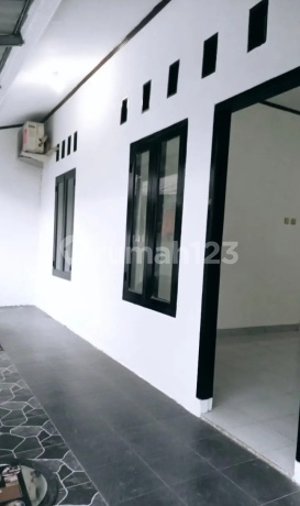 Di Jual Rumah Siap Huni 100m di Limo DEPOK