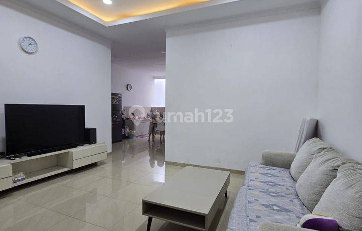 Rumah Furnished 2 Lt di Batununggal Indah Estate Cluster