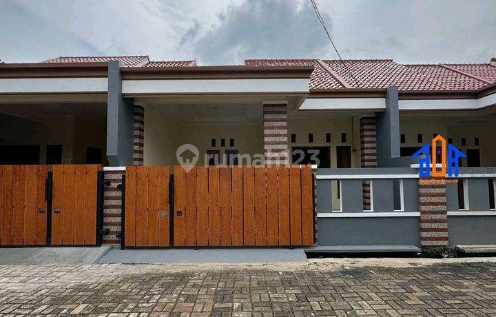 Rumah Nyaman Tanah Luas Di Pancoran Mas Akses Dekat Pintu Tol