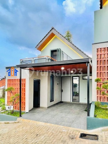 Rumah Furnished 900 Meter ke Pintu Tol Sawangan Siap Huni