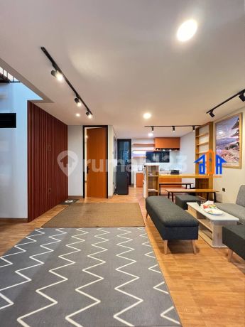 Rumah Furnished Siap Huni Dekat Gerbang Tol Depok Rumah Furnished Siap Huni Dekat Gerbang Tol Depok