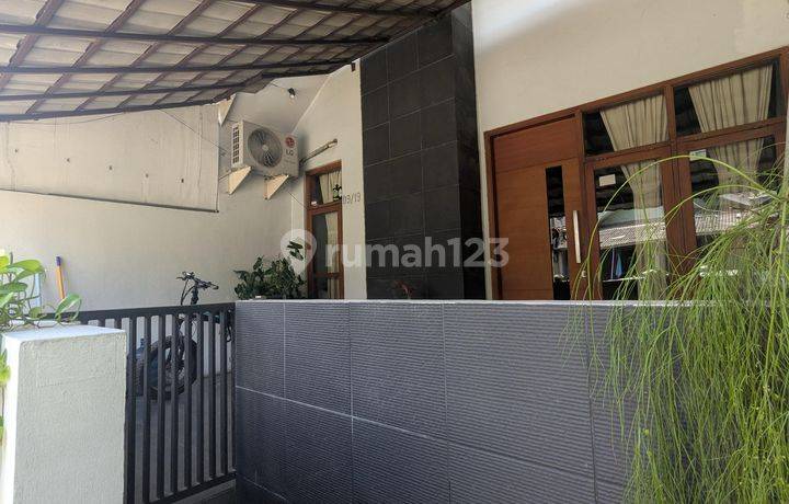 Dijual Rumah 2 Lantai SHM di Resinda Karawang 400jutaan Saja