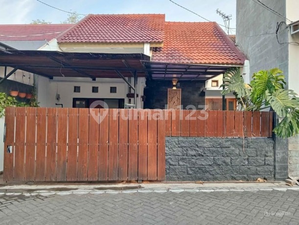 HUNIAN NYAMAN & TERAWAT KENDALSARI PRATAMA dkt Nirwana Eksekutif