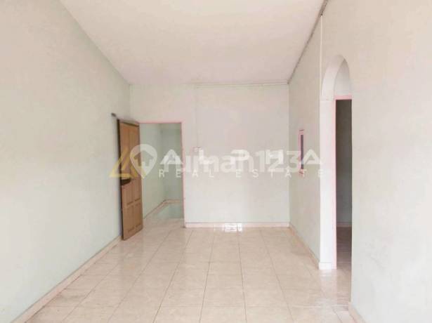 For Sale: 1.5-Story House in Anggrek Permai, Baloi