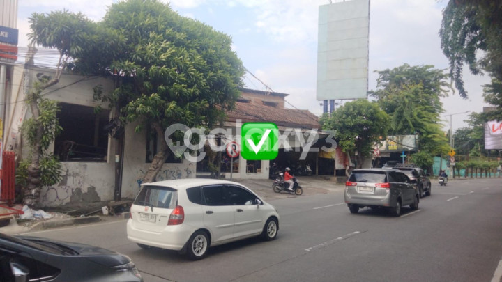 Rumah hitung tanah cocok buat usaha di nol jln raya mayjend sungkono Rumah hitung tanah cocok buat usaha di nol jln raya mayjend sungkono