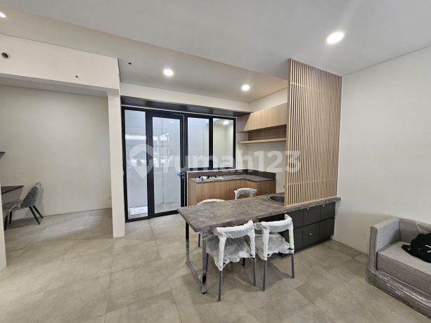 Dijual: Rumah 2 Lantai Cluster Svasti Tanakayu BSD City LB 86m² LT 66m² (6x11) Hadap Utara KT 3 KM 3 Surat PPJB Furnished : Kasur, lemari, kitchen set, dll Harga 2.1M Nego Dijual: Rumah 2 Lantai Cluster Svasti Tanakayu BSD City LB 86m² LT 66m² (6x11) Hadap Utara KT 3 KM 3 Surat PPJB Furnished : Kasur, lemari, kitchen set, dll Harga 2.1M Nego