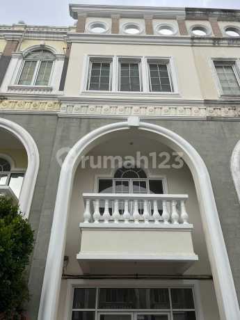 Dijual: Ruko 3 Lantai Ruko Tematik Paramount  Gading Serpong  Ruko siap pakai, bagus, bersih   LT: 67.50 LB: 202.50 KM: 2  Harga: 2,5M Turun Menjadi 2,3M Nego 