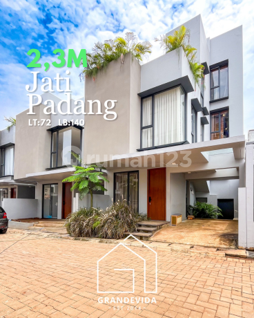 House For Sale Jatipadang Townhouse Baru 5 Menit ke Tb Simatupang Raya, Bangunan 3 Lantai.