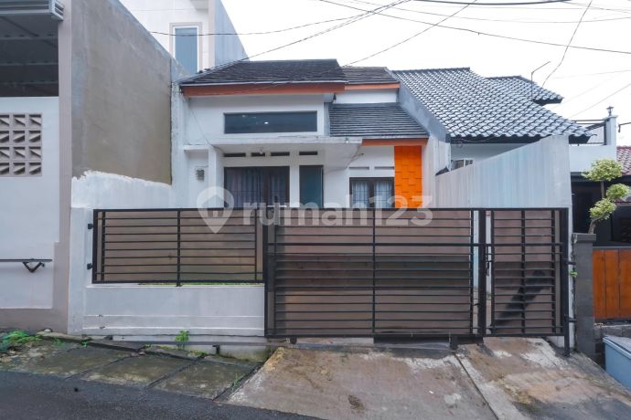 Rumah 5 Menit KRL Ui dan Tol Margonda Dibantu KPR Siap Huni J-40034