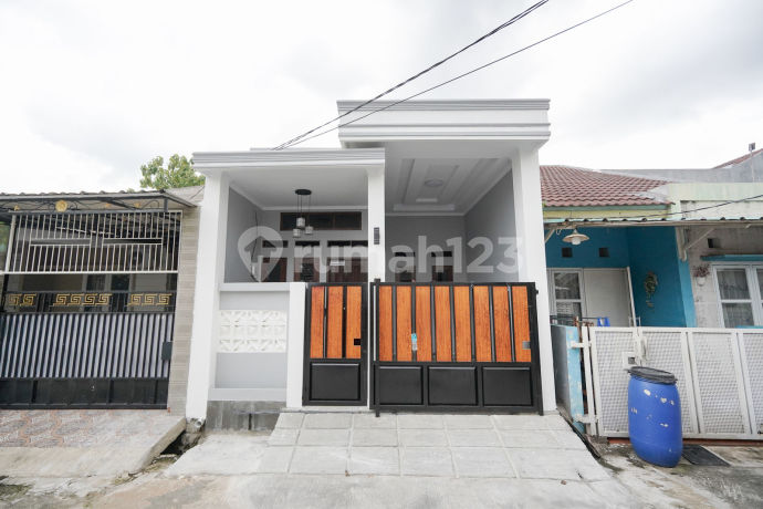 Rumah 1 LT Dekat Harapan Indah 7 Menit ke Terminal Bebas Banjir J37880