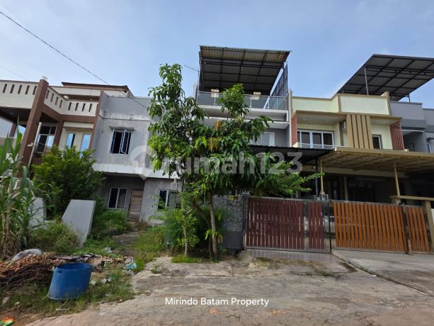 Dijual Rumah Siap Huni Lokasi Strategis Dijual Rumah Siap Huni Lokasi Strategis