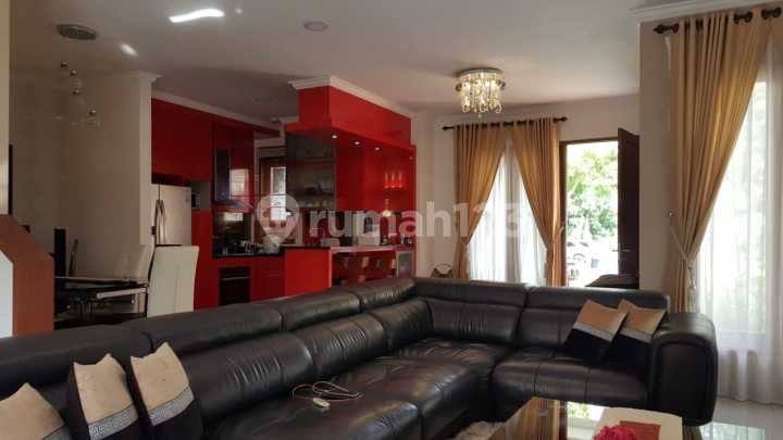 Dijual Rumah Mewah Dalam Cluster Perumahan Yang Asri
