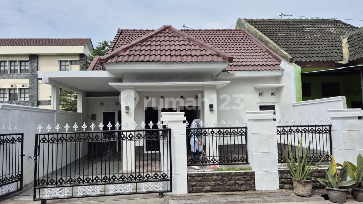 Dijual Rumah Klasik Modern Dekat Perumahan Dosen Upn Dijual Rumah Klasik Modern Dekat Perumahan Dosen Upn