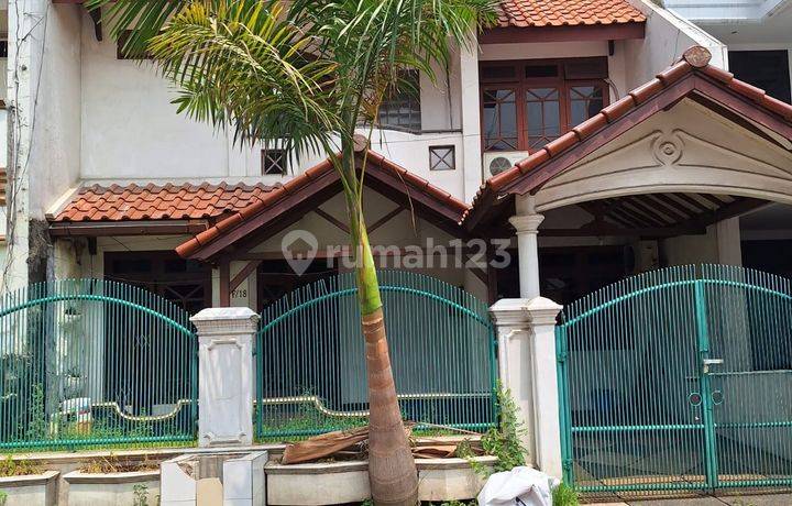 Rumah Dekat Dengan Kav Marinir di Buaran Regency Jakarta Timur