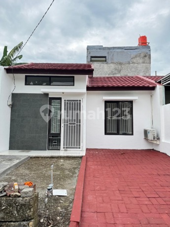 Dijual Rumah Jade Hamlet Menganti Gresik Dijual Rumah Jade Hamlet Menganti Gresik