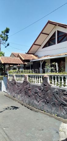 Di Jual Rumah Plus Kosan Lokasi Di Bukit Dago Bandung Utara 3 Lantai