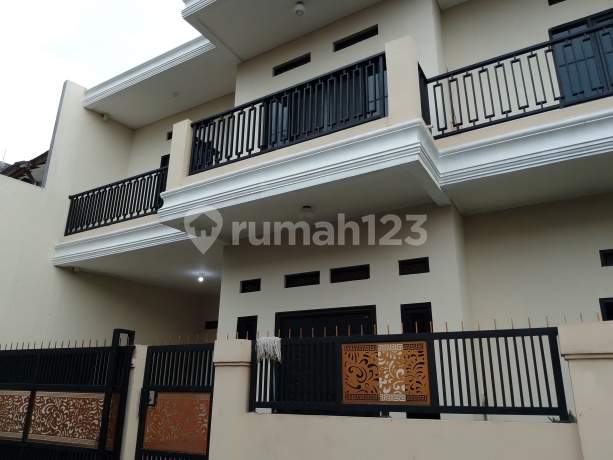Di Jual Rumah Bangunan Gress Siap Huni Lokasi Cigadung