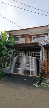 2-Story House in Bukit Permai Cububur, East Jakarta 2-Story House in Bukit Permai Cububur, East Jakarta