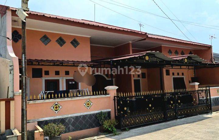 Rumah Gandeng 2 Lantai Di Taman Narogong Indah Bekasi