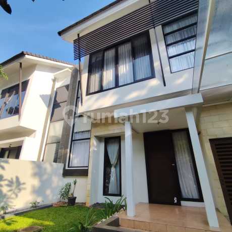 Dijual Cepat Rumah Modern di Discovery Sek 9