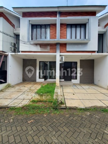 Dijual Rumah Cantik Dekat Graha Bintaro 