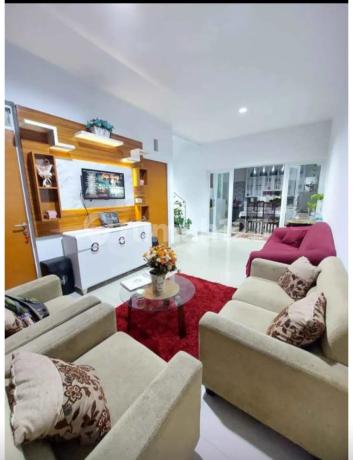 Rumah Cantik Terawat Di Paradise Regency Antapani 
