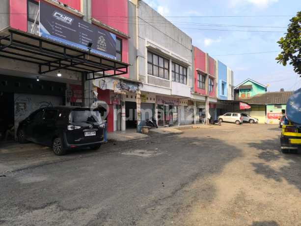 Ruko Manglid Strategis lahan Parkir Luas Daerah Ramai Padat