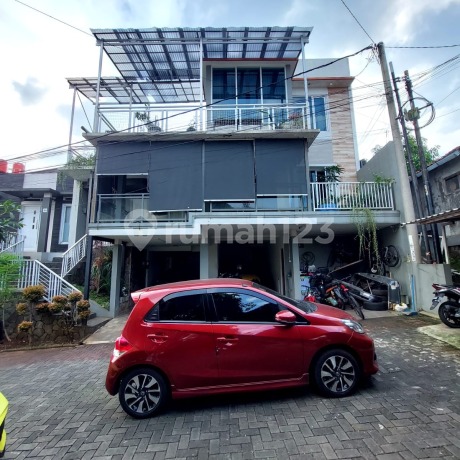 Dijual Rumah LUX dan Nyaman Strategis Padasuka Bandung Dijual Rumah LUX dan Nyaman Strategis Padasuka Bandung