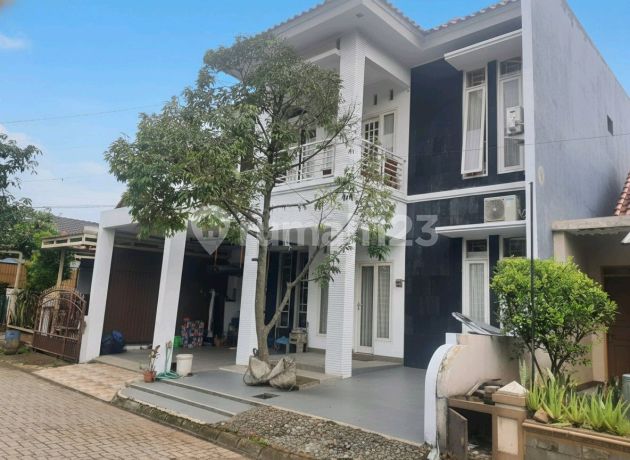 Rumah Mewah 2 Lantai Siap Huni Cipaganti Dream Land Rumah Mewah 2 Lantai Siap Huni Cipaganti Dream Land