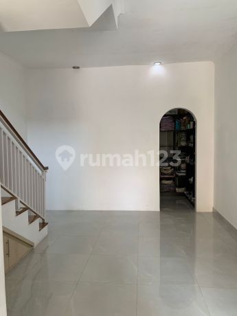 Rumah Dijual di Graha Mars Bandung Cantik Siap Huni Rumah Dijual di Graha Mars Bandung Cantik Siap Huni