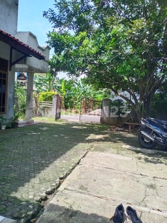 Rumah Dan Tanah Yang Luas Di Kavling Bbm Asri Depok, Depok Rumah Dan Tanah Yang Luas Di Kavling Bbm Asri Depok, Depok